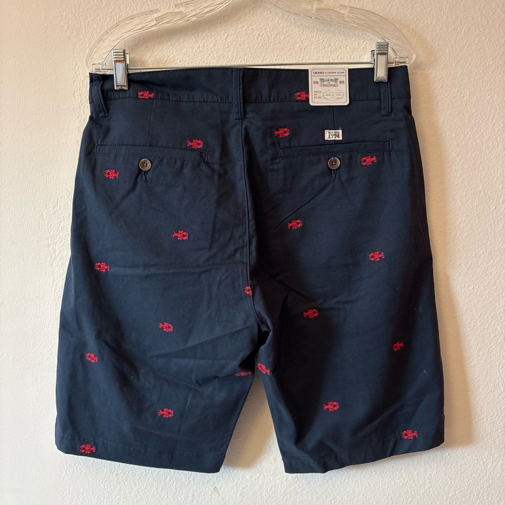 Alexander Julian Navy Blue Shorts with Red Embroidered Lobsters Size 32 - Picture 2 of 5